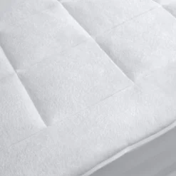 LoftWorks Queen Microplush Mattress Pad: Hypoallergenic, Woven Polyester, Machine Washable, Fits 12" Depth -Comforters Store GUEST 3c513390 f2db 4265 874a 7b3cff482ad2