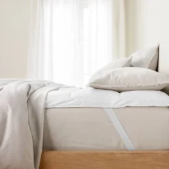 Ultra Loft Down Alternative Mattress Topper - Casaluna™ -Comforters Store GUEST 56fc91e5 6ba8 4875 86b6 ff15308c49ba