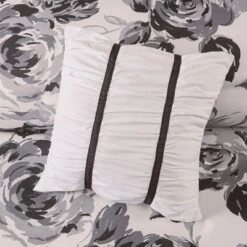 Hannah Floral Duvet Cover Set -Comforters Store GUEST b777f69b f2a3 40f8 9132 2fc0a1867a09